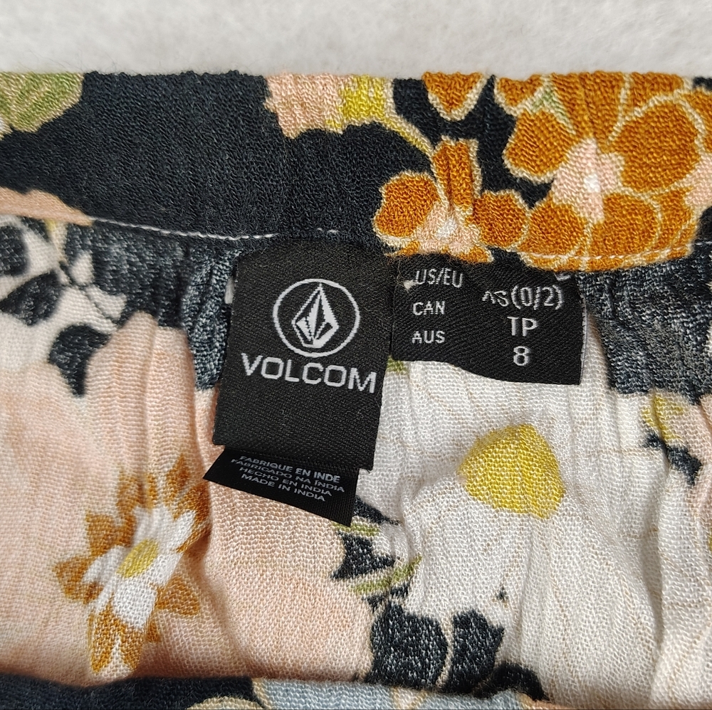 NWT Volcom Stone Of Biscay Floral Mini Skirt Size Woman's XS - Picture 9 of 11